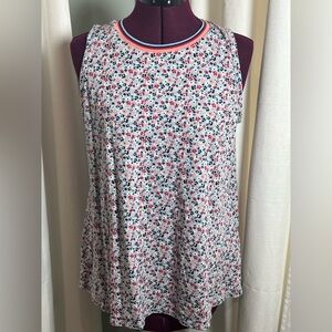24/7 Maurice’s Chic Floral Patterned Top
